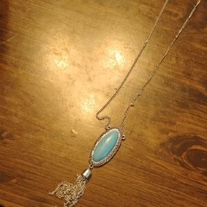 Elegant Silver and Blue Pendant Necklace